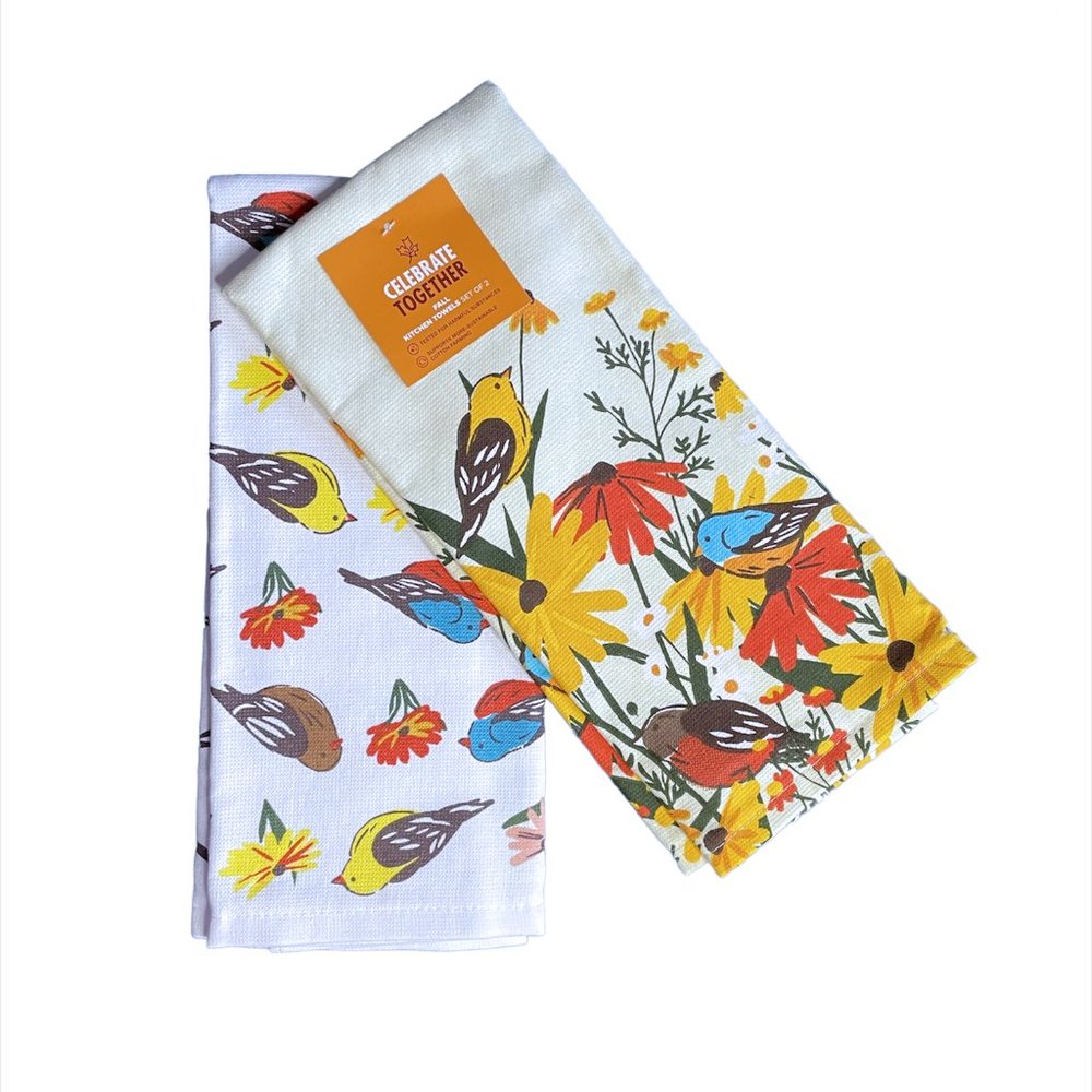 Kitchen Towels Set of 2 Colorful Bird Print NWT